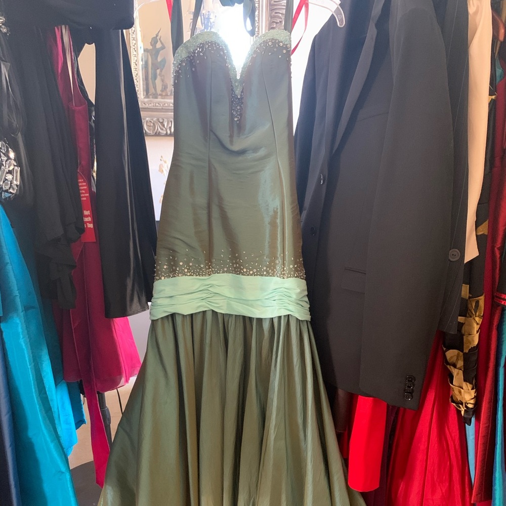 Long dress